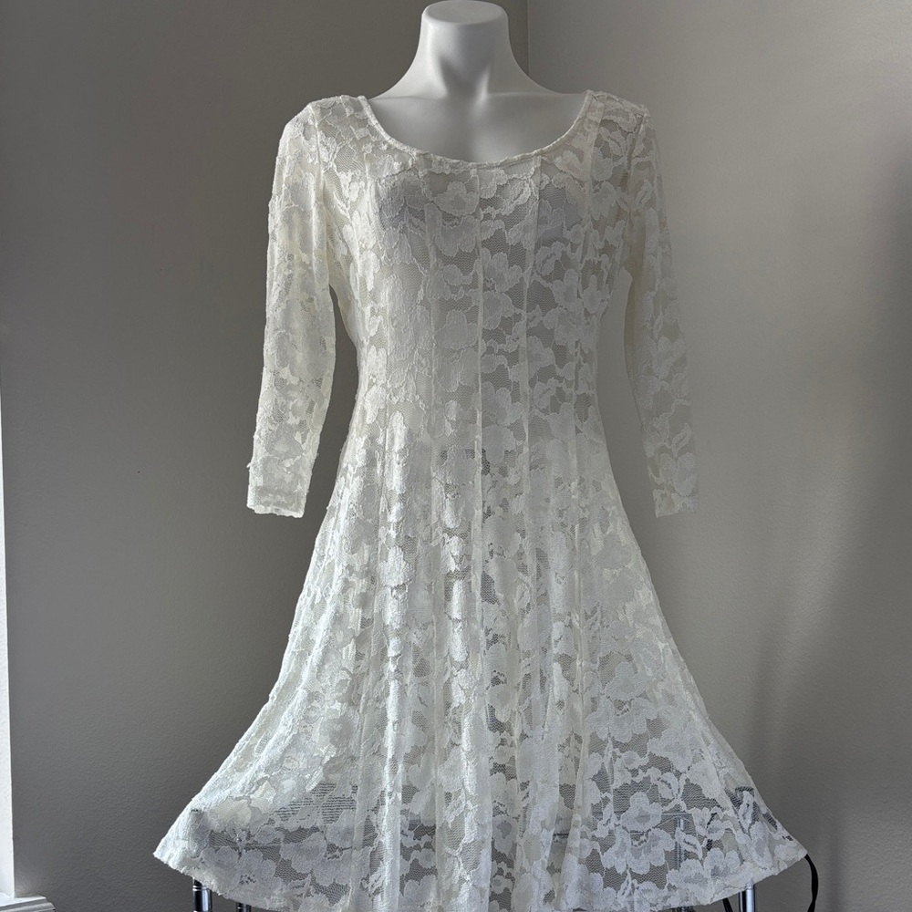 Leslie Fay Ivory Lace Long Sleeve Dress
